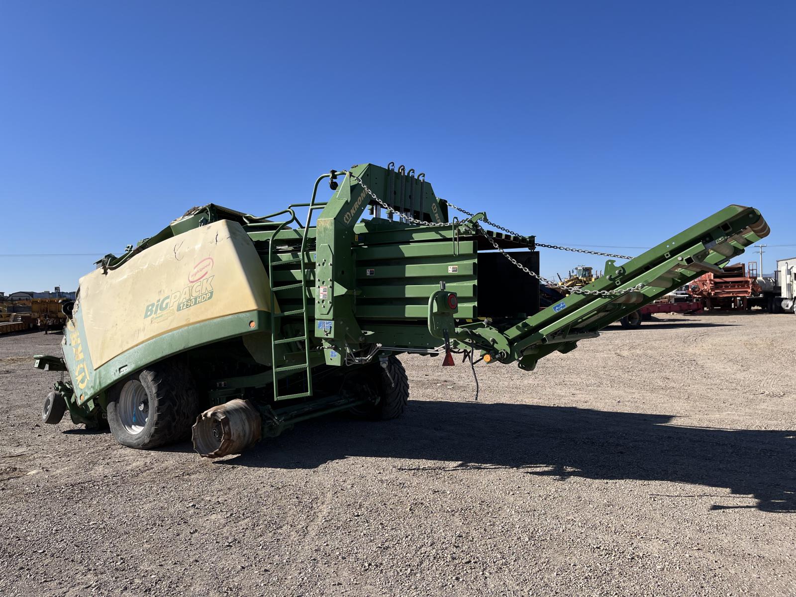 ./imagenes/INVOICE/2019/17593/EMPACADORA KRONE BIG PACK 1290 HDP (14).JPG